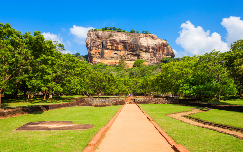 Polonnaruwa (2000 × 1335 px) (24) Polonnaruwa (2000 × 1335 px) (24)